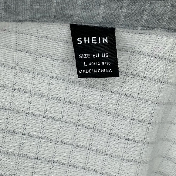 Simple and stylish jacket for everyday wear. You can dress it up or down. - Picture 7 of 7